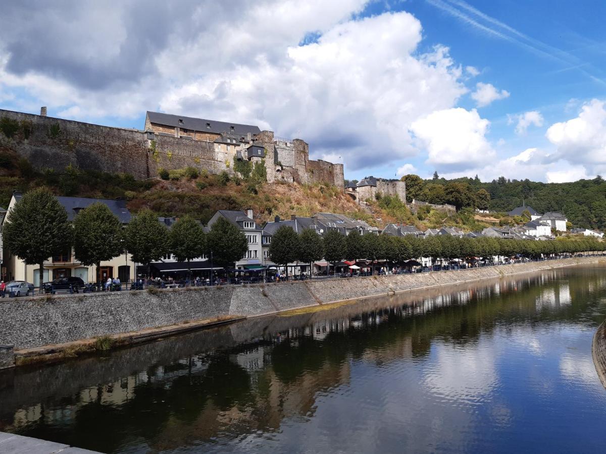 Rive Gauche Sur Semois Appartamento Bouillon Esterno foto